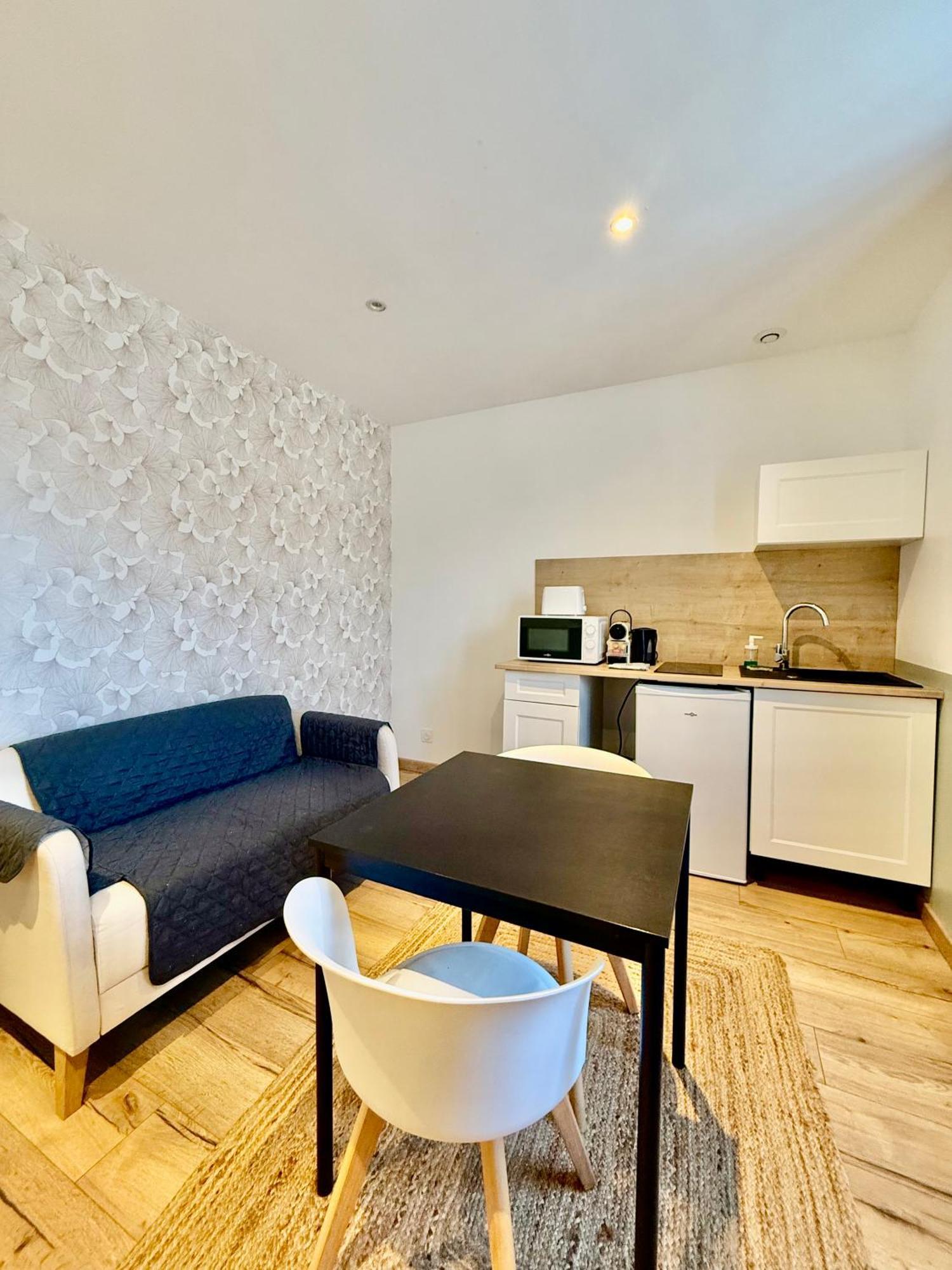 Limoges Sud-Lescinqsuites-L'Eden - Dabnb Eksteriør billede